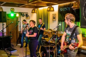 Kneipenhopping 2026: Live-Musik in neun Locations